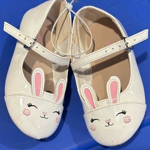 Gymboree toddler girls white patent leather bunny shoes
